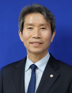 이인영 국회의원 공식 사진
