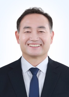 김원이 국회의원 공식 사진