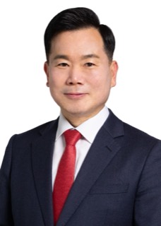 김승수 국회의원 공식 사진