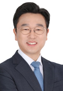 이용우 국회의원 공식 사진