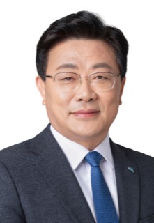 안태준 국회의원 공식 사진