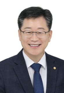 안호영 국회의원 공식 사진
