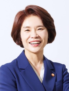 한정애 국회의원 공식 사진